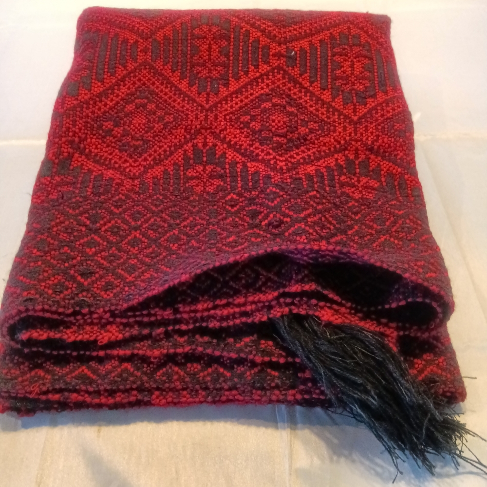Shawls - Picture 5 of 5